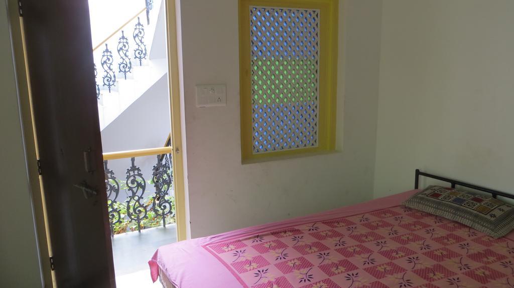 Udai Haveli Guest House Udaipur Quarto foto